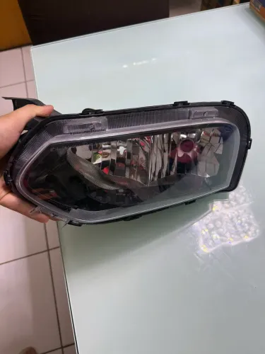 Farol Inferior Kwid 2023 - 2026