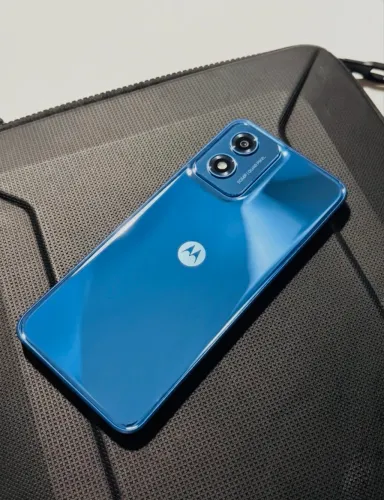 Olá! Estou vendendo este Motorola Moto G34 5G na cor azul, praticamente novo!.