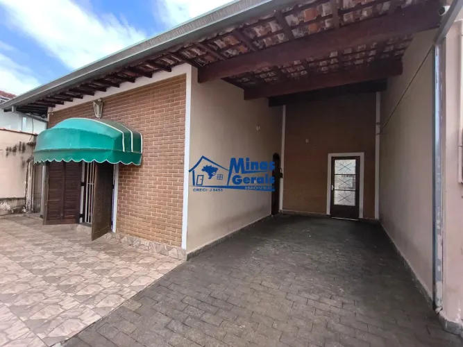 Casa com Edícula para Locação no Bosque dos Eucaliptos - SJC - 03 Dorms, Suíte, 03 Vagas