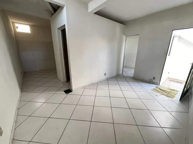Casa para aluguel - Brasil Industrial, 2 quartos - Belo Horizonte