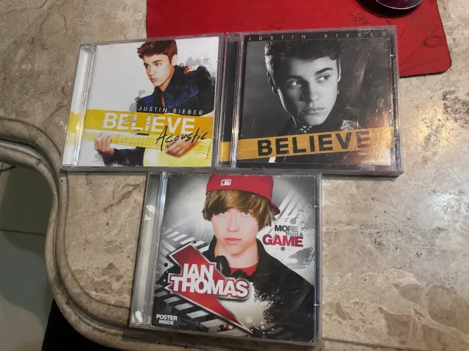 Cds JUSTIN BIEBER