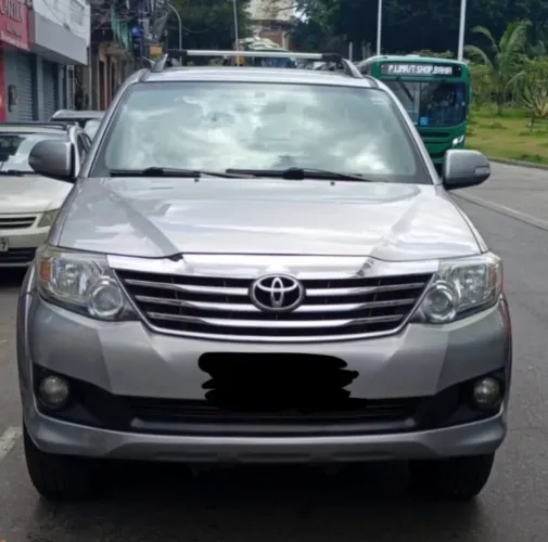 Toyota Hilux SW4 SR 4X2 2.7/ 2.7 Flex 16V Aut. 2015