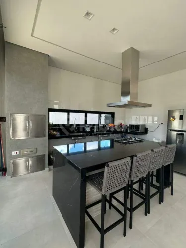 Casa à venda no Jardim Monte Carlo - São Pedro - SP