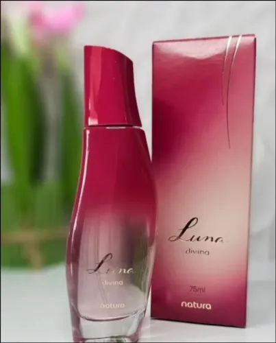 LUNA DIVINA