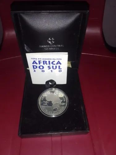 Moeda De Prata 5 Reais Copa Do Mundo África 2010 Com Caixa E Certificado
