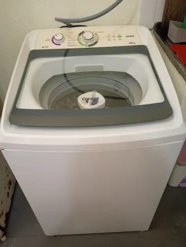 MÁQUINA DE LAVAR 12 KG EM ÓTIMO ESTADO CESTO DE INOX FUNCIONANDO NORMALMENTE.