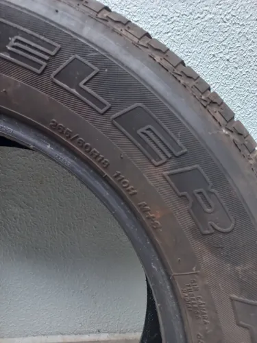 Pneu Bridgestone 265/60 R18