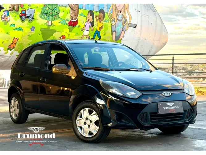 Ford Fiesta 1.0 Rocam SE Plus Hatch 8V Flex 4P Manual 2012