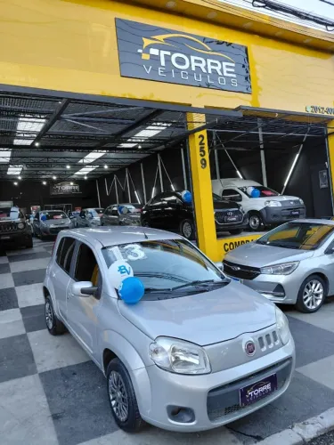 Fiat Uno Vivace Celeb. 1.0 EVO F.flex 8V 5P 2013