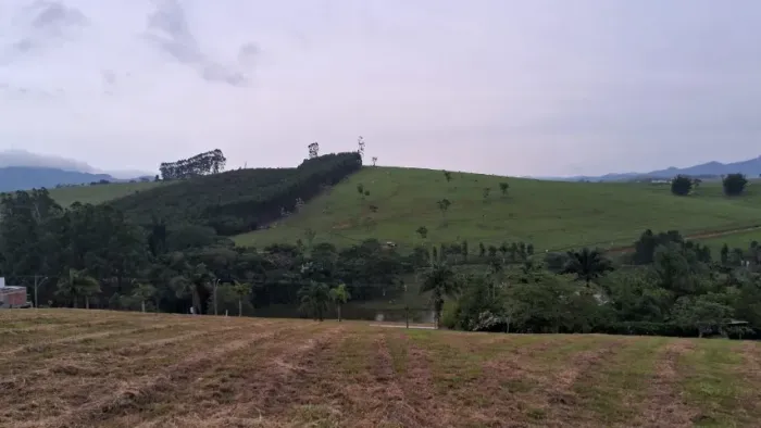 Terreno 1.000 m² no Quinta dos Lagos - Paraibuna/SP - Vista privilegiada