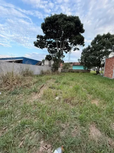 Terreno no condomínio Nova Califórnia