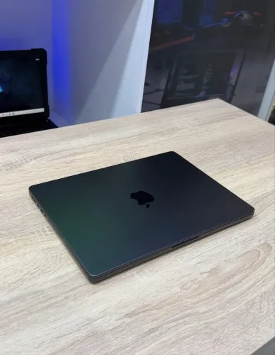MacBook Pro M4 Pro 2024