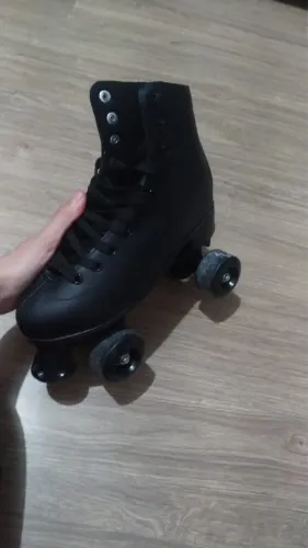 Patins NOVOS, tamanho 35