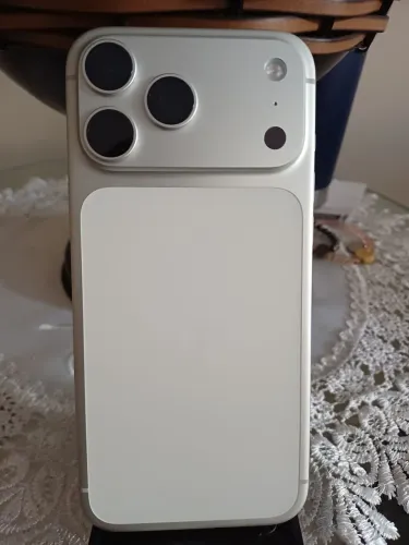 IPhone 17 pro Max 256GB Branco Trazido dos Eua