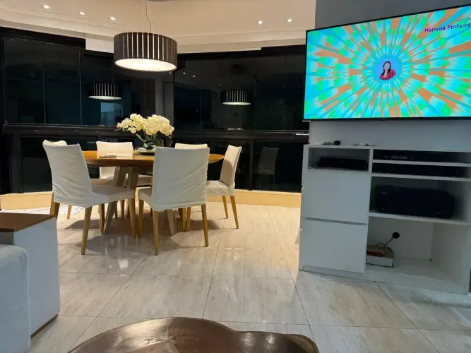 Apartamento de 3 Suítes no Condomínio Porto Real Vista Panorâmica para o Mar