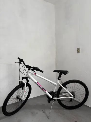 Bicicleta b twin rockrider