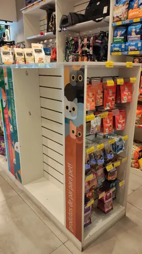 Gôndola para loja comercial 