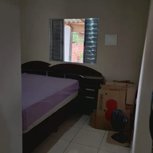 Vendo uma casa no arapongal próximo ao castelinho