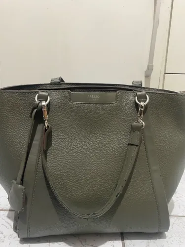 Bolsa arezzo giorno