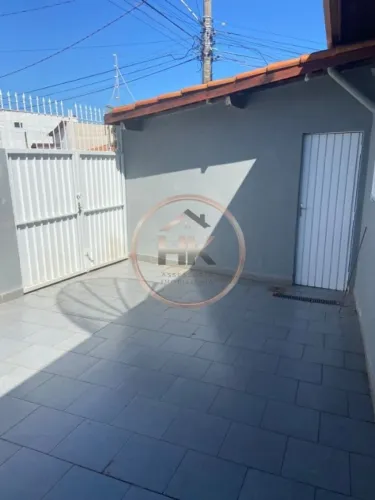 Casa à venda com 2 dormitórios, 2 vagas e área gourmet | Excelente localização