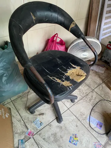 Vendo cadeira de barbeiro