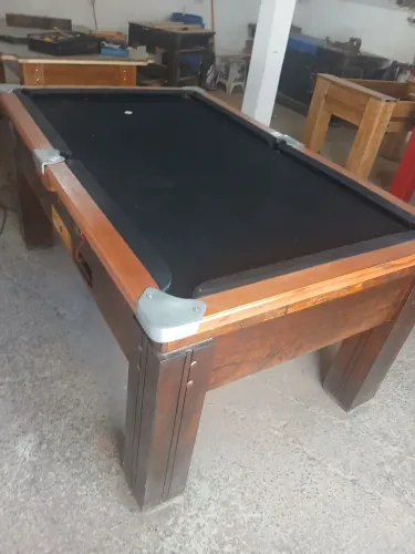 Mesa de bilhar.