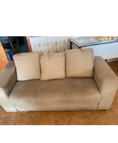 VENDO SOFÁ 3 lugares C ALMOFADAS REMOVÍVEIS
