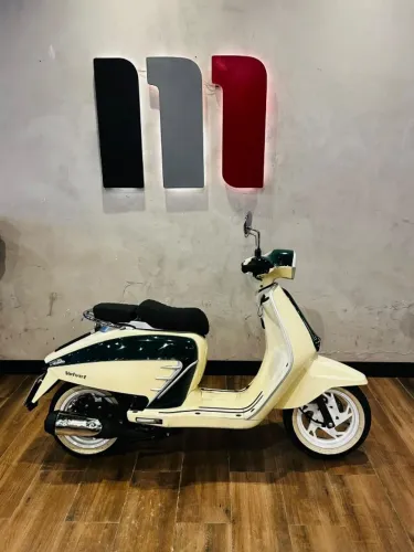 MOTORINO VELVET 150 2020