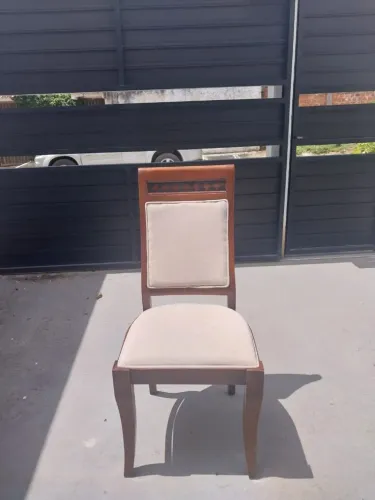 Cadeira e Mesa de jantar