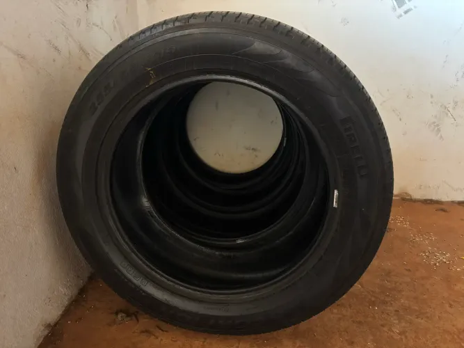 Pirelli Scorpion Verde 255/55 R19 USADO