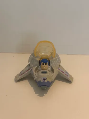 Nave do Buzz Lightyear - McDonald?s 2022