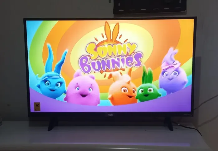 Estou vendendo uma TV SMART 32 polegadas em perfeito estado