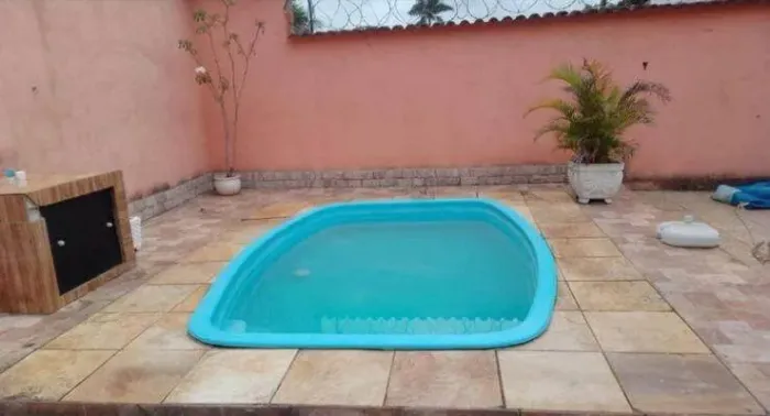 Casa Semi Mobiliada com Piscina em Praia Linda - São Pedro da Aldeia