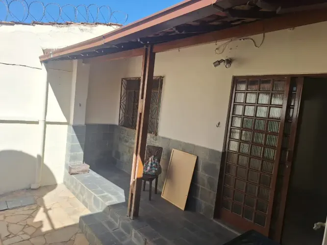CASA PARA ALUGAR SANTA TEREZA - BH