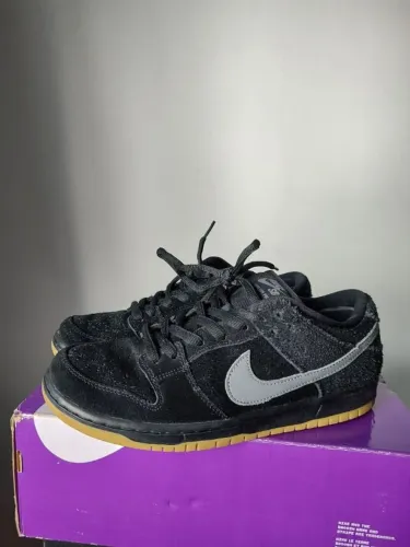 tênis nike dunk low sb preto 40.5
