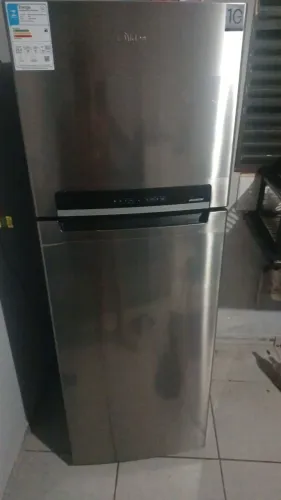 Vendo geladeira novinha