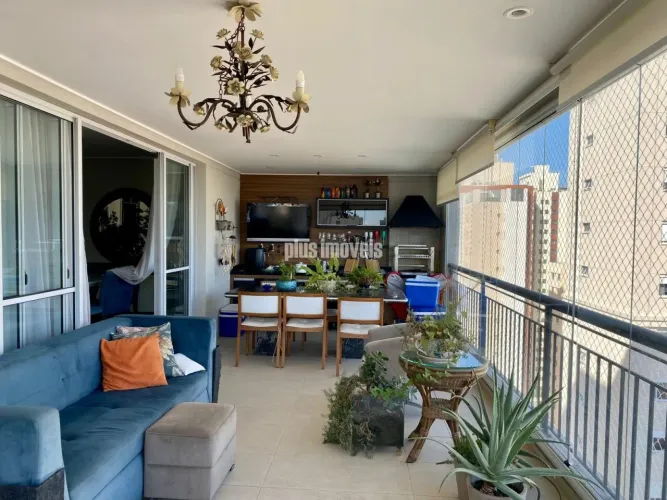 Apartamento à venda no Condomínio em Vila Mascote