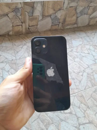 iPhone 12 tela trincada troco em celular inferior mais volta
