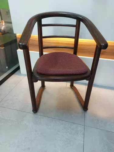 Cadeira Antiga