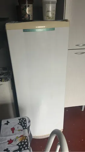 Geladeira vendendo 