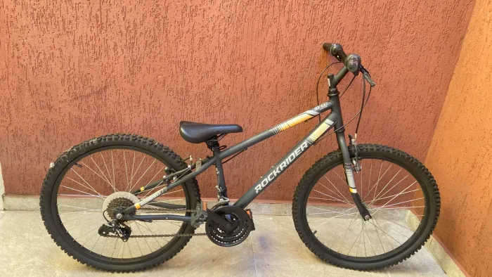 Bicicleta BTWIN Rockrider ST100 aro 24