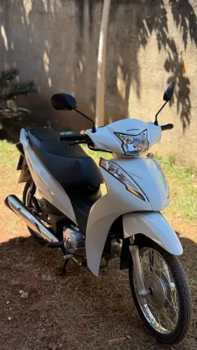 Honda Biz 110i 2023 - Apenas 7.000 km | Excelente estado