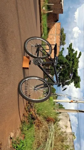 Bicicleta montadinha aro 26 cor preta