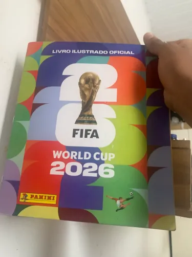 Album da copa 2026, semi completo com 455 figurinhas, em perfeito estado