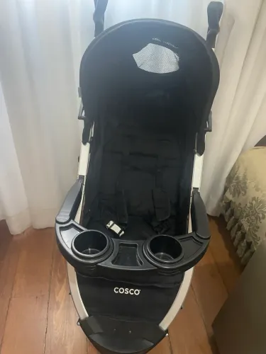 Carrinho de bebê - 3 rodas - Cosco Deluxe
