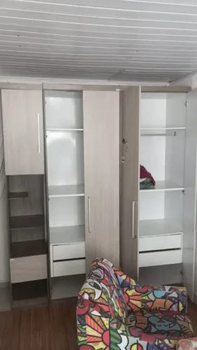 Guarda roupa