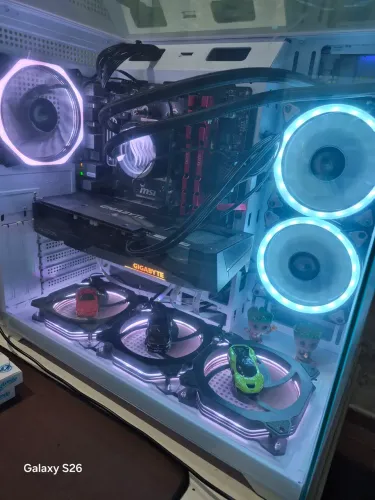 Pc gamer, roda tudo, leiam, troco!