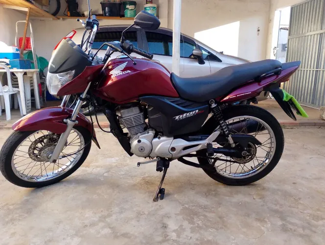 Moto super conservada 2 dono