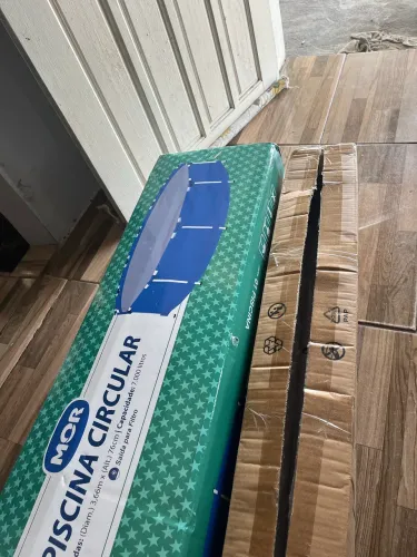 Piscina esta nova usei uma vez, esta parada nao vou usar