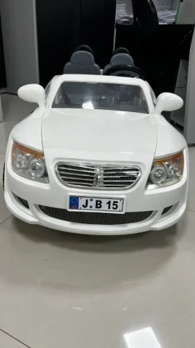 Carrinho Elétrico Infantil com controle remoto